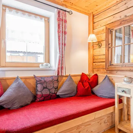 Rosalie-lorena Chalet *