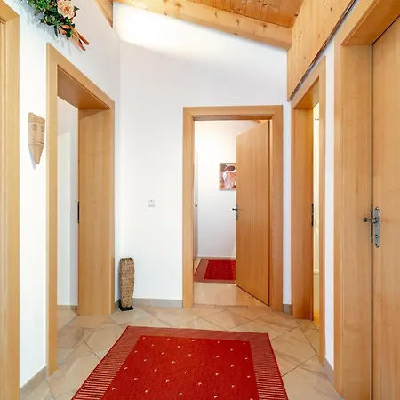 Rosalie-lorena Шале