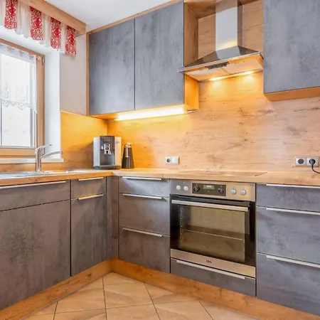 Rosalie-lorena Ramsau im Zillertal