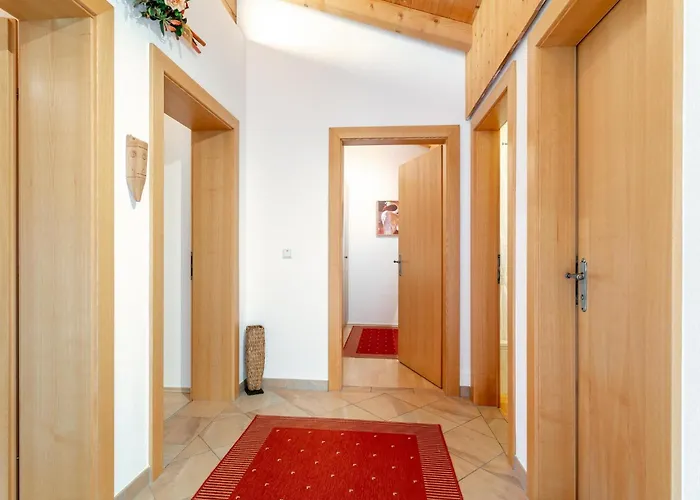 Rosalie-lorena Chalet *