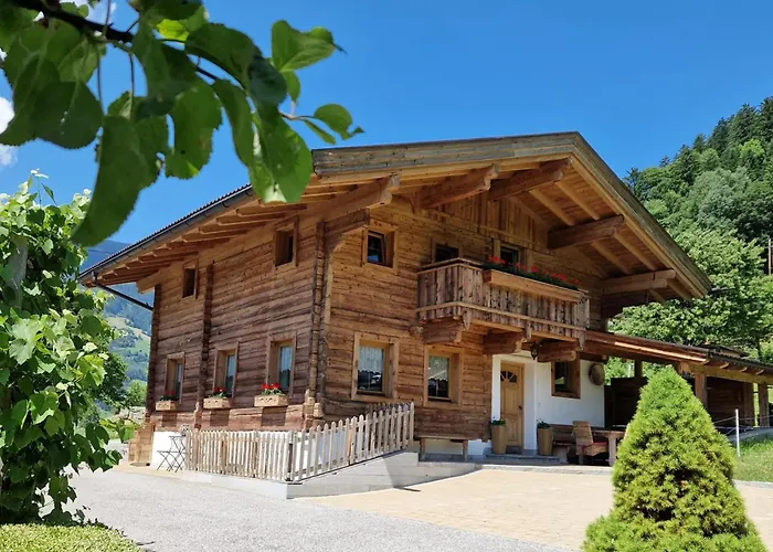 Rosalie-lorena Chalet