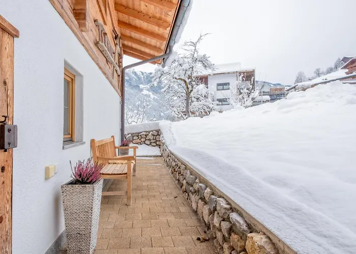 Rosalie-lorena Chalet *